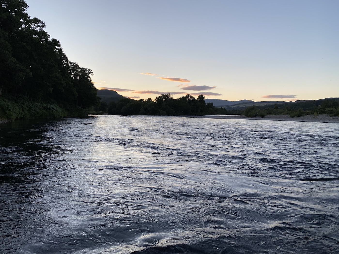 Here's a lovely upstream shot of the famous Meetings Pool of the River Tay's Kinnaird Beat during the last hour of daylight. Some anglers refer to this time of the day as the 'witching hour' and often salmon push on up river as the light fades and especially during low water conditions.