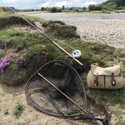 I never buy cheap salmon fishing gear as it's often false economy and doesn't tend to last too long. What you see here is my own Bruce & Walker 16ft Spey actioned rod paired up with a Van Staal C-Vex fly reel, a Brady fishing bag and a McLean salmon landing net. All of these items I've owned for decades and use successfully each season on the River Tay. Buying cheap kit which needs replacing every few years costs more money in the long term.