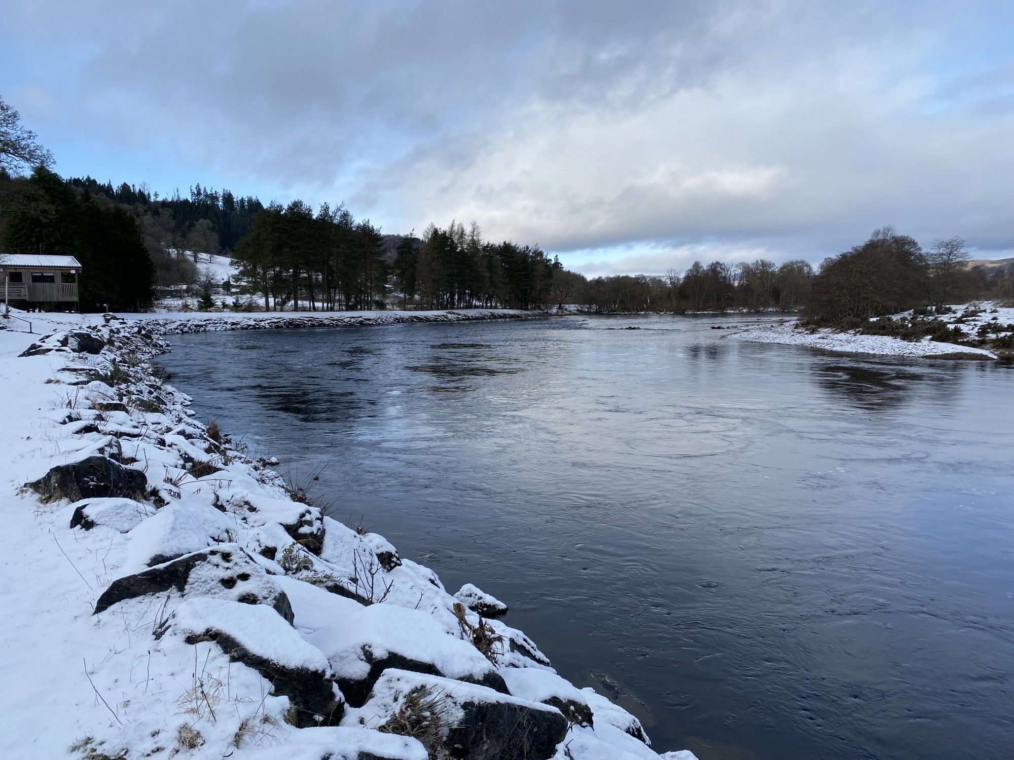 Here's the freezing conditions of January on the River Tay in Perthshire. Salmon at this time of year are found in the slightly milder upper water column thermals and not down deep as per popular belief. When the Scottish rivers are running cold like this you need to think outside of the box and let logic be your compass and not general hearsay as to where to target cold water salmon.